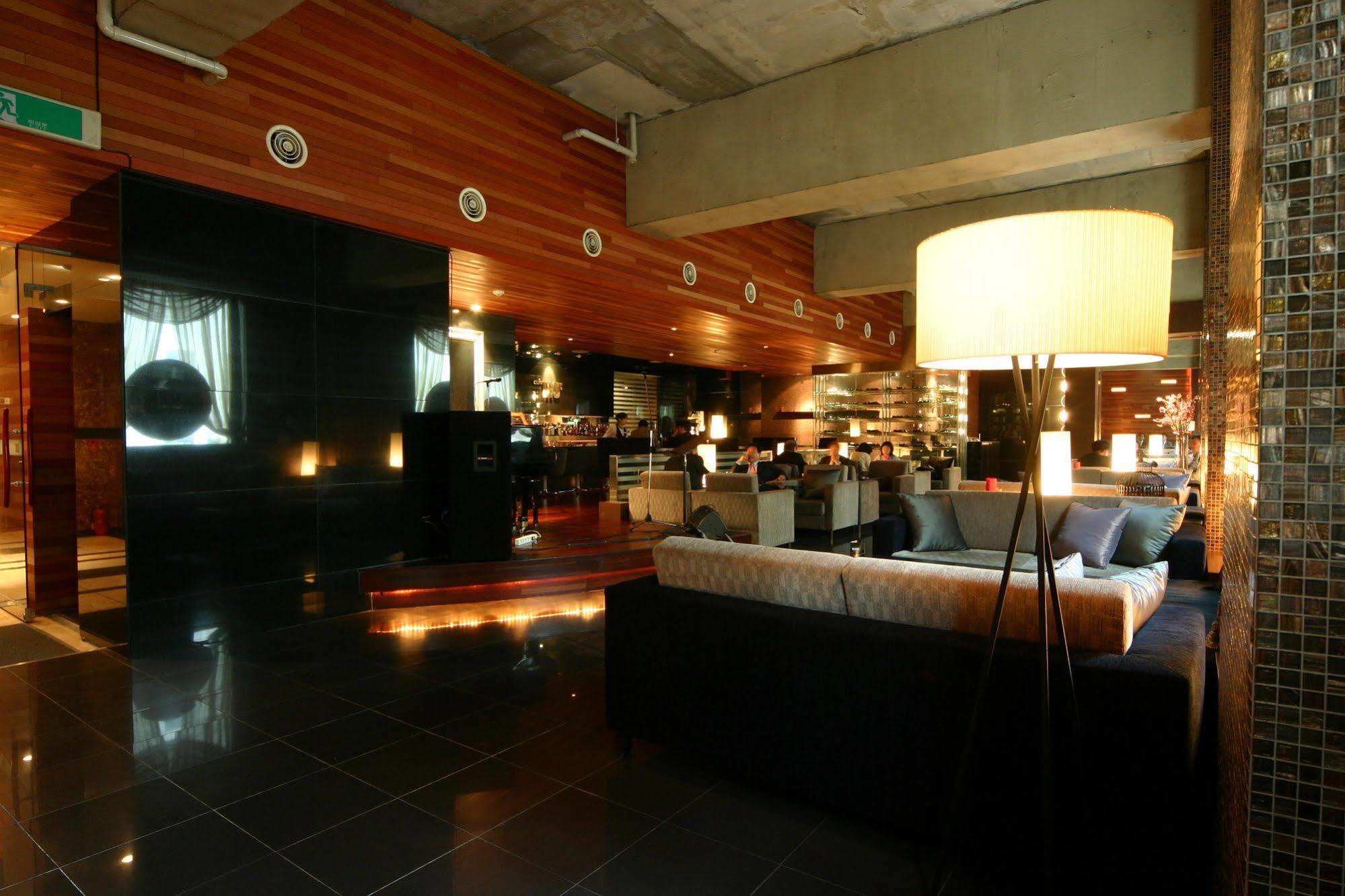 M Hotel Seúl Exterior foto